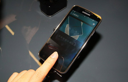 Samsung Galaxy S5 實測：指紋辦識 +  心跳測量