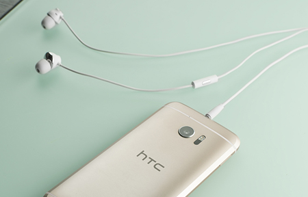 HTC 10 跟機耳機有來頭! Hi-Res 認證 + 8 微米航太材料振膜