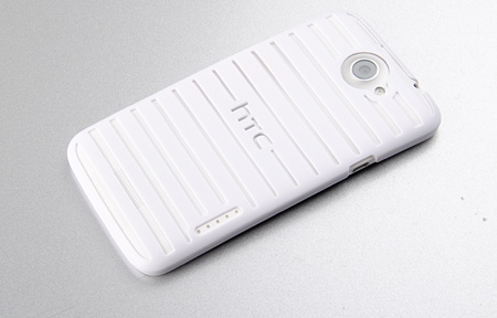 【分享】HTC One X 原廠硬質保護殼