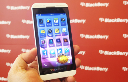 【熱話齊傾】BlackBerry 用 Z10 博反彈! 你會唔會入手?