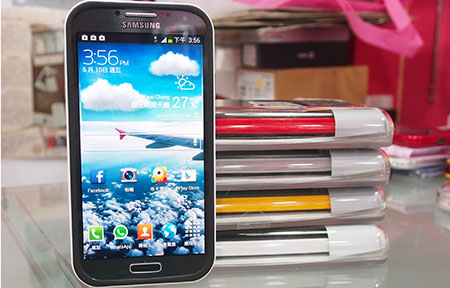 【配件情報】搜羅各款手機套 更好保護 Galaxy S4 