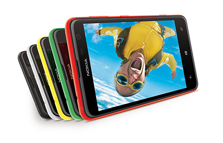 大芒過旗艦！4.7 吋入門機 Lumia 625 正式發佈！