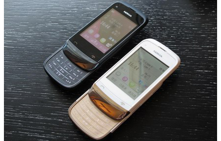 雙 SIM 起革命! Nokia C2-03 實測