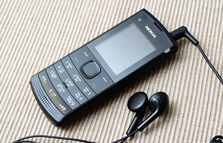 Nokia X1-01 實測：$388 雙卡雙待 + 大聲喇叭 