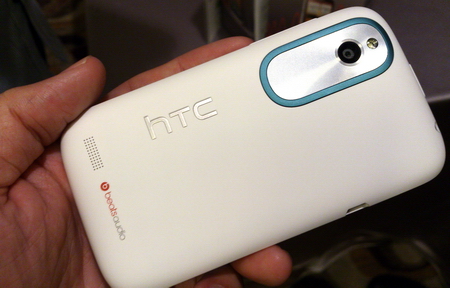 HTC Desire X 官方宣傳品曝光