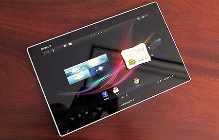 Xperia Tablet Z 實機照流出，有專用底座!